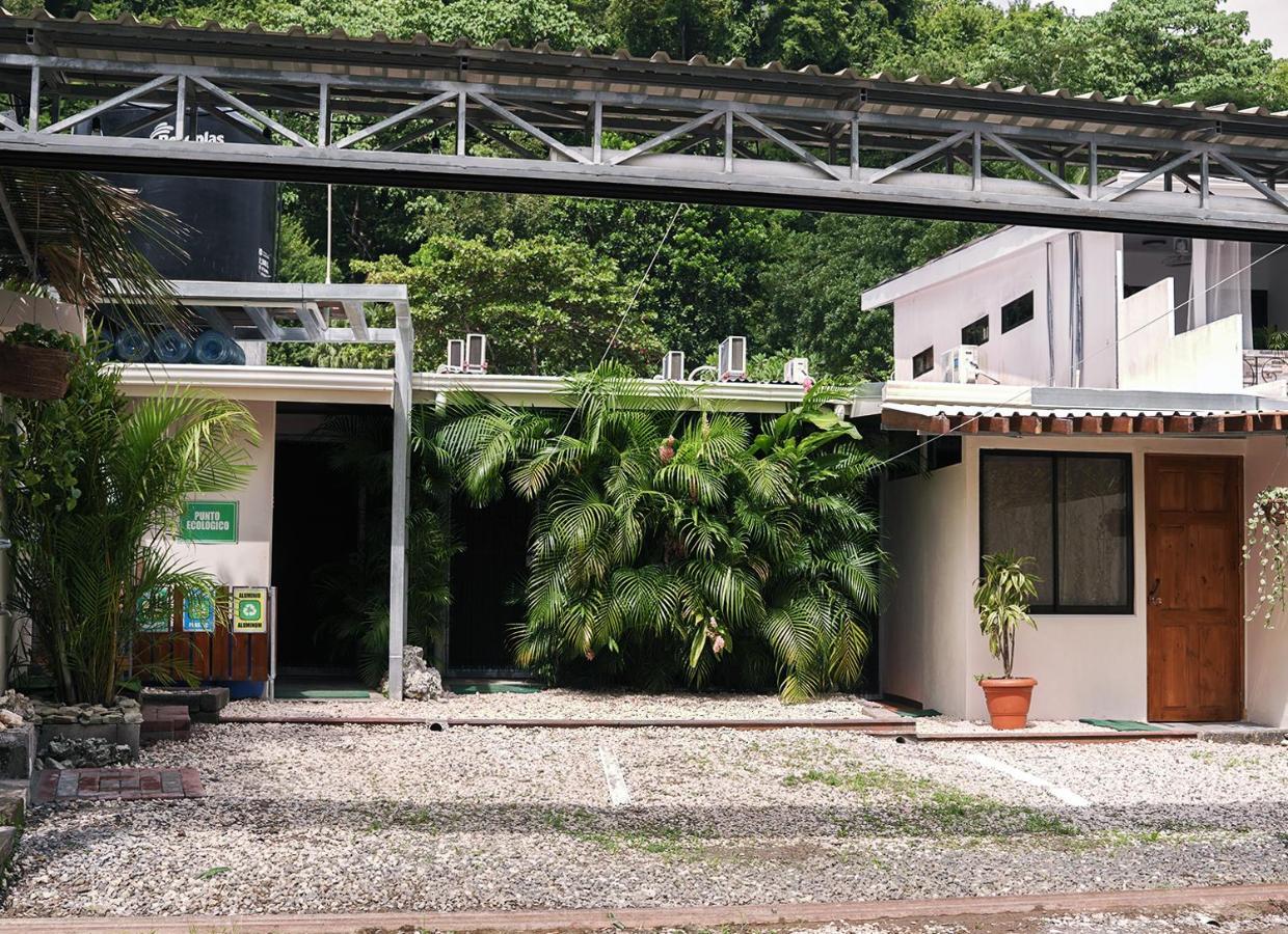 Apartamentos Y Studios Brisas Del Mar Santa Teresa Playa Santa Teresa  Exterior photo