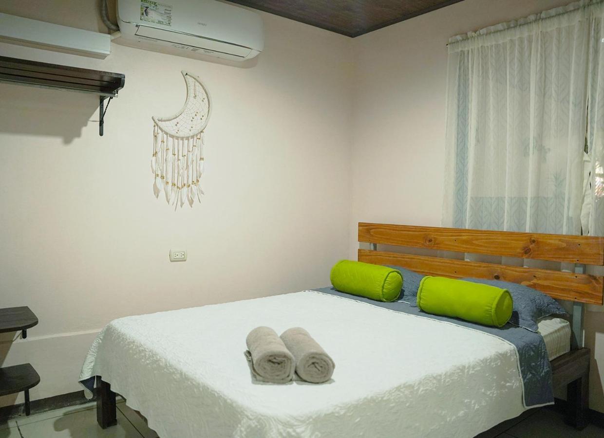 Apartamentos Y Studios Brisas Del Mar Santa Teresa Playa Santa Teresa  Exterior photo